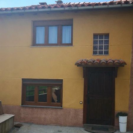 Maison d'hôtes Casa Nueva à Salas  Extérieur photo