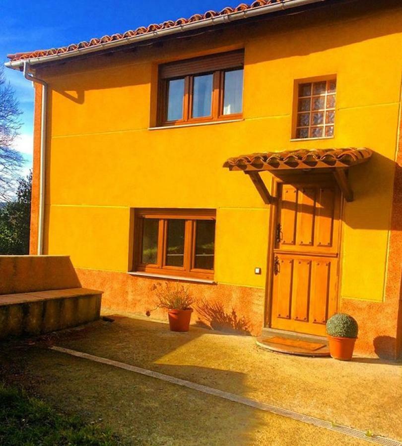 Maison d'hôtes Casa Nueva à Salas  Extérieur photo