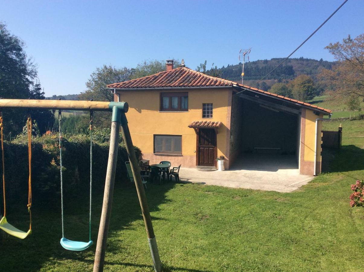 Maison d'hôtes Casa Nueva à Salas  Extérieur photo
